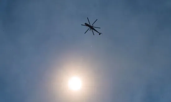 2 Injured When Helicopter Crashes in Yard of California Home