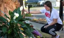 Phone Alerts Responders After Car Hits Tree, Killing All 6