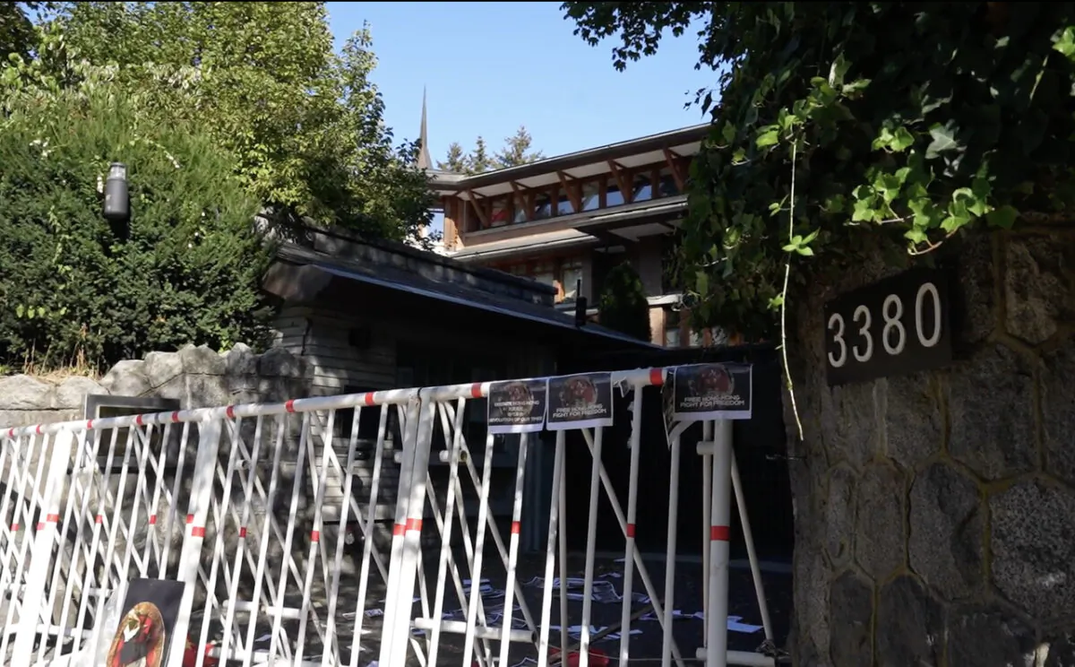 The Chinese Consulate in Vancouver on Oct. 1, 2022. (Melodie Von/NTD) 