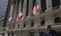 Wall Street Soars to Best Day Since Summer, S&P 500 Up 2.6 Percent