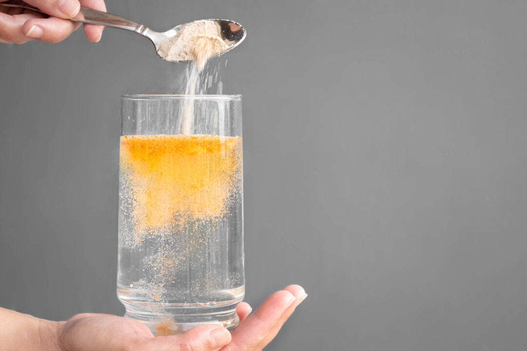 "If you're a low fiber consumer, it's probably not worth it to stress so much about which kind of fiber to add. It's just important that you find something that works for you in a sustainable way," says Jeffrey Letourneau.(christinarosepix/Shutterstock)