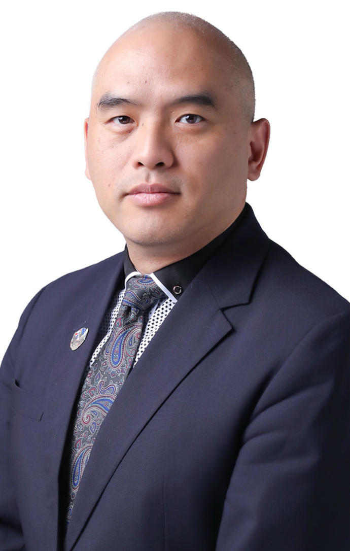 Dr. Sean Lin
