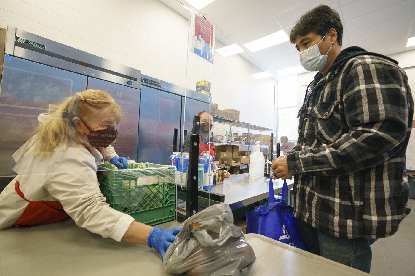 Food Banks Hope for Holiday Bounty Amid Rising Demand, Inflated Food Costs - Vimarsana News