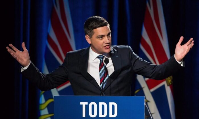 托德·斯通于 2018 年 1 月 23 日在不列颠哥伦比亚省温哥华举行的不列颠哥伦比亚省自由党领袖辩论会上发表讲话。（Ben Nelms/加拿大出版社）