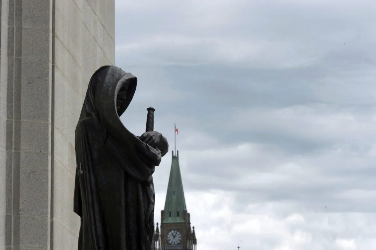 The justice statue outside the Supreme Court of Canada in Ottawa, in a file photo. (The Canadian Press/Adrian Wyld)