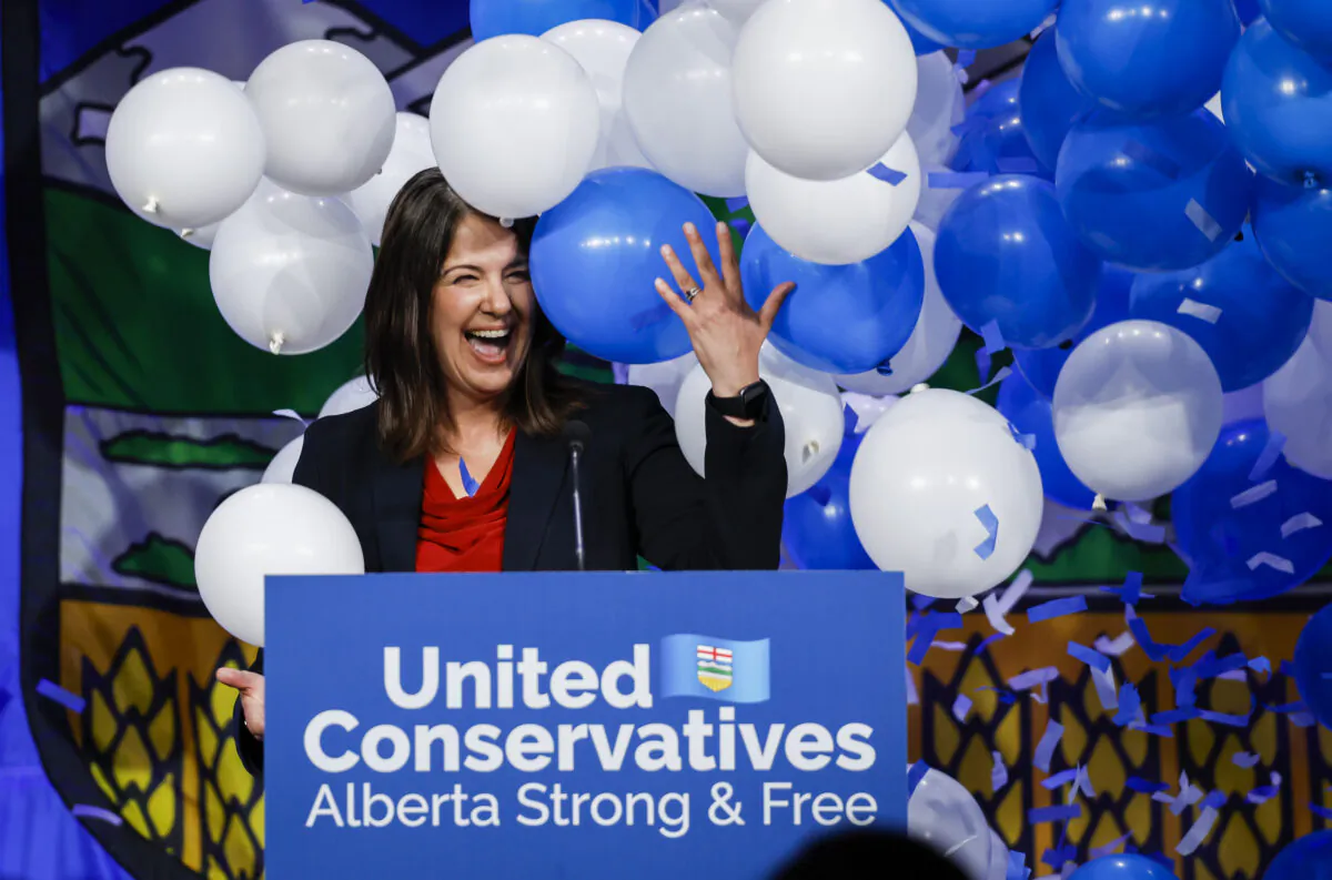 Danielle Smith celebrates after being chosen as the new leader of the United Conservative Party and next Alberta premier in Calgary, Alta., on Oct. 6, 2022. (Jeff McIntosh/The Canadian Press)