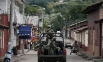 Drug Gang Kills 20 in Attack on City Hall in Southern Mexico
