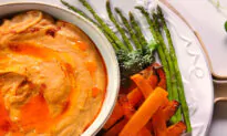 Air Fryer Crispy Vegetables With Roasted Pepper Hummus (Recipe + Video)