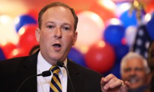 LIVE 5 PM ET: Queens Residents Rally to Support Lee Zeldin for New York Governor