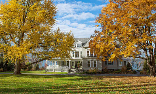 Cayuga Lake Is a Great Girlfriends’ Getaway