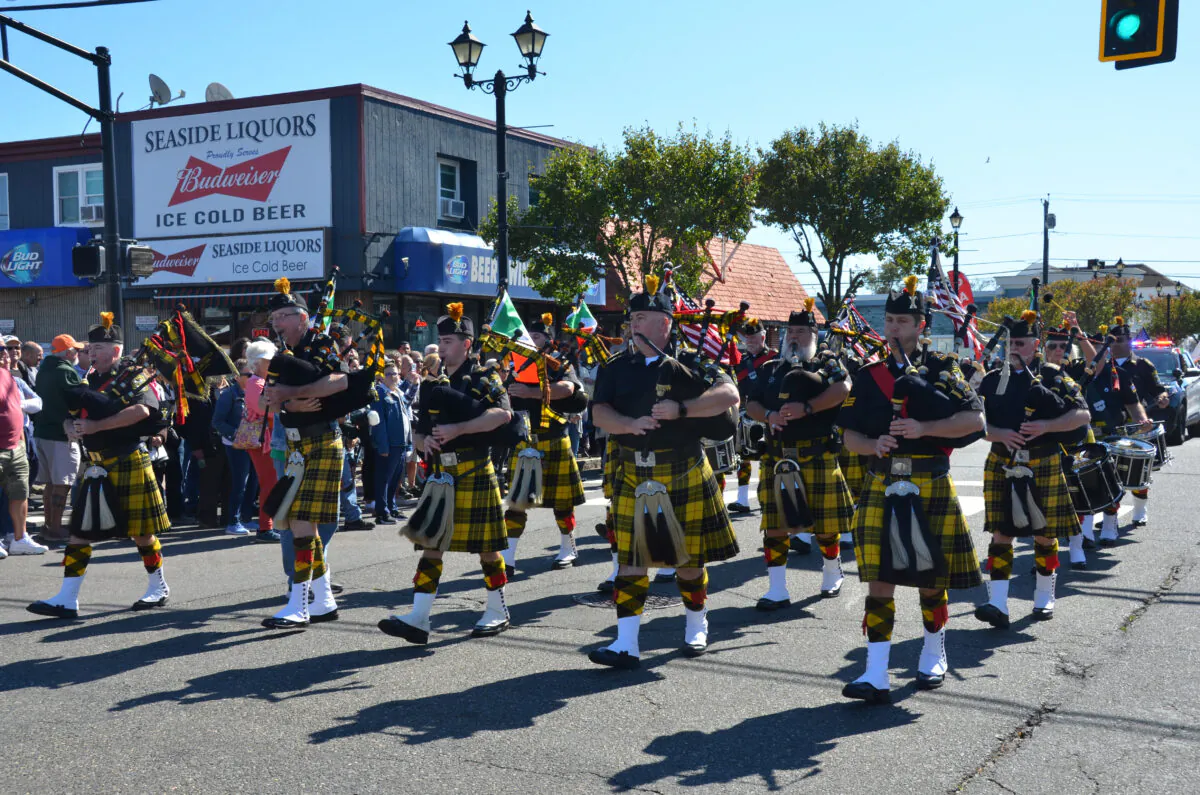 Seaside Heights, N.J., celebrates the 31st Ocean County Columbus Day Parade on Oct. 9, 2022. (Frank Liang/The Epoch Times)