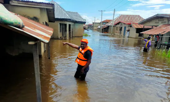 Boat Capsizes Amid Nigeria Flooding, 76 Dead: President