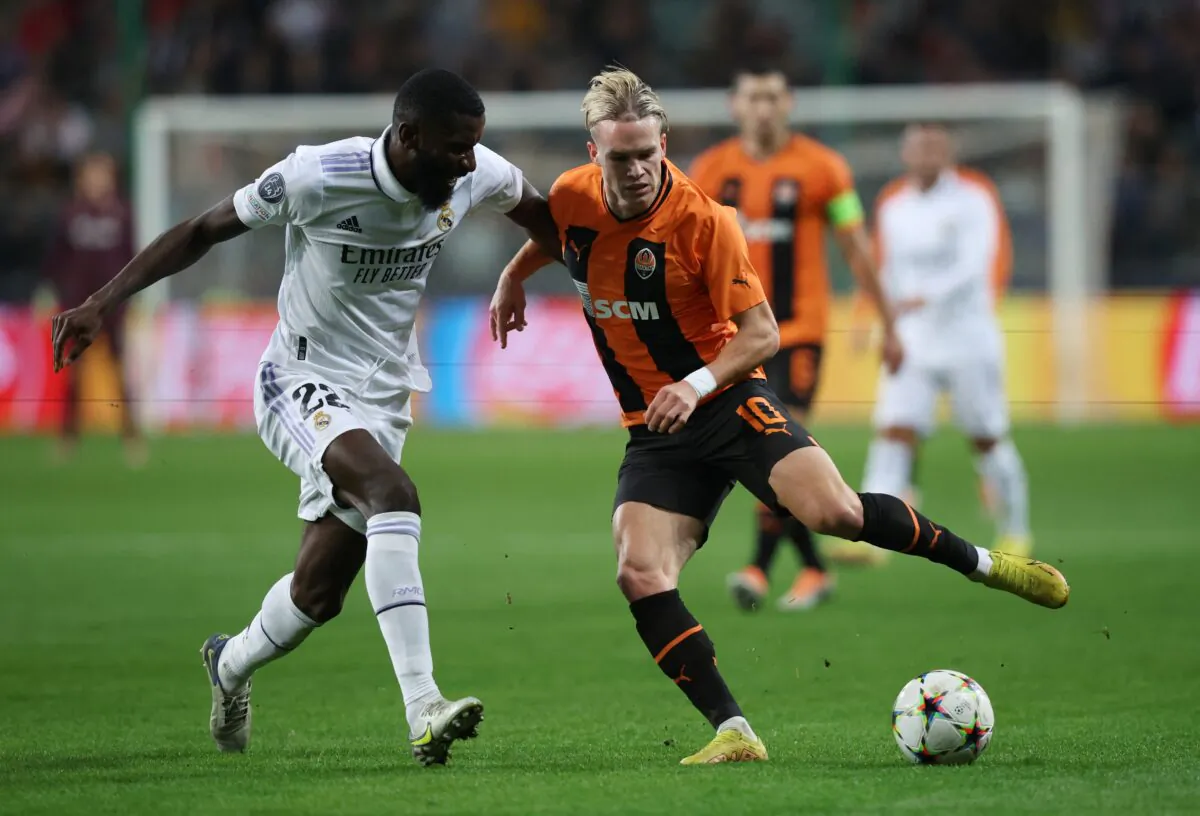 Champions League—Group F—Shakhtar Donetsk v Real Madrid, Real Madrid's Antonio Rudiger in action with Shakhtar Donetsk's Mykhailo Mudryk at Stadion Wojska, in Polskiego, Warsaw, Poland on Oct.11, 2022 (Kacper Pempel/Reuters)