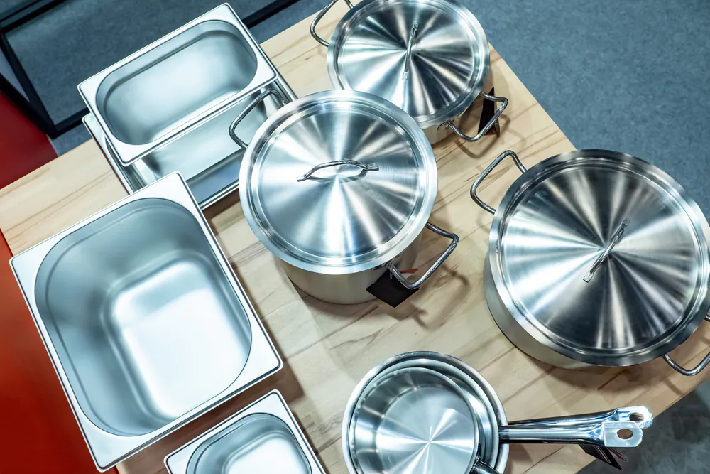 You can use a lemon peel or Isopropyl rubbing alcohol to liven up dull stainless steel. (FOTOGRIN/Shutterstock)