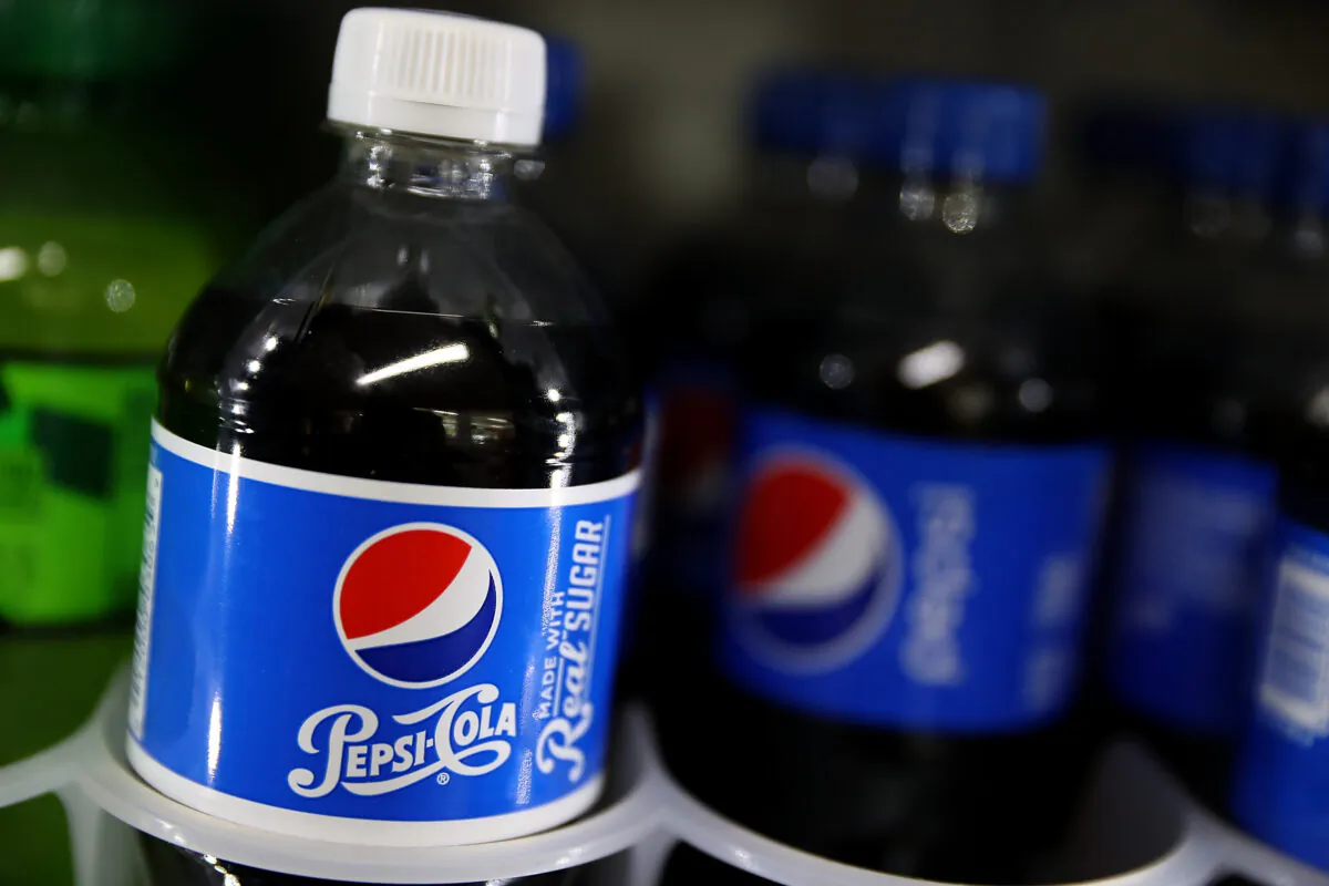 Bottles of Pepsi on a shelf at a convenience store in San Anselmo, Calif., on Feb. 13, 2018. (Justin Sullivan/Getty Images)