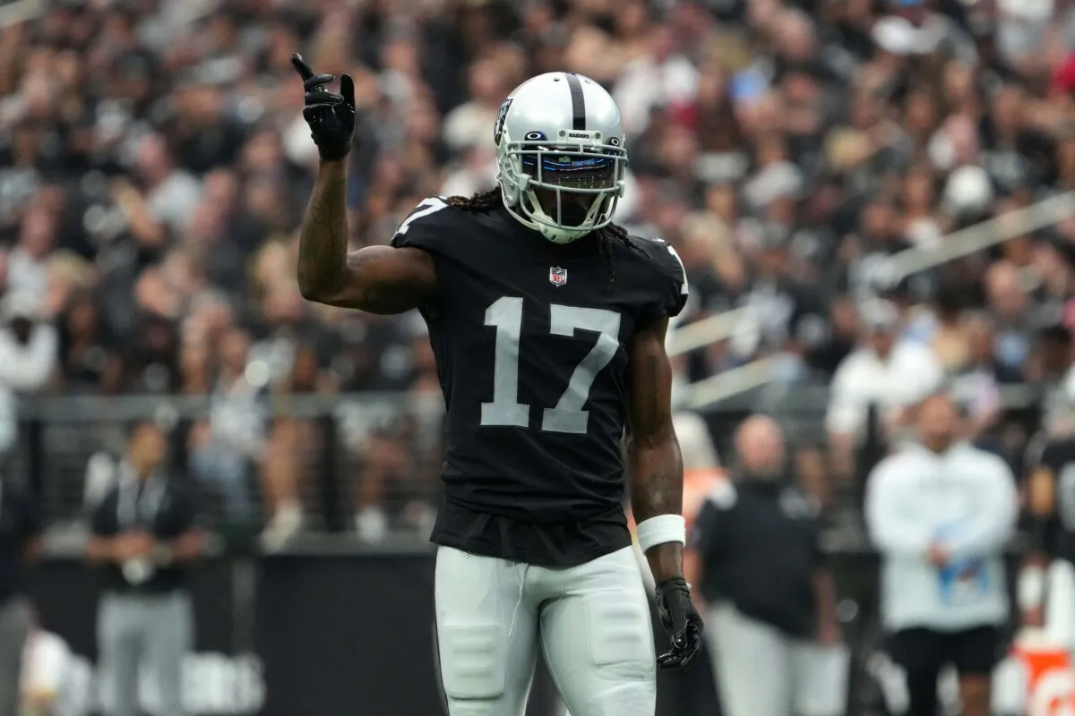 Las Vegas Raiders wide receiver Davante Adams (17) reacts against the Arizona Cardinals in the second half at Allegiant Stadium in Paradise, Nev., on Sept. 18, 2022. (Kirby Lee-USA TODAY Sports via Reuters)