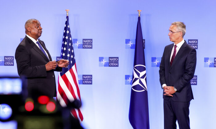 NATO Chief Warns Russia Not To Cross ‘Very Important Line’ | The Epoch ...