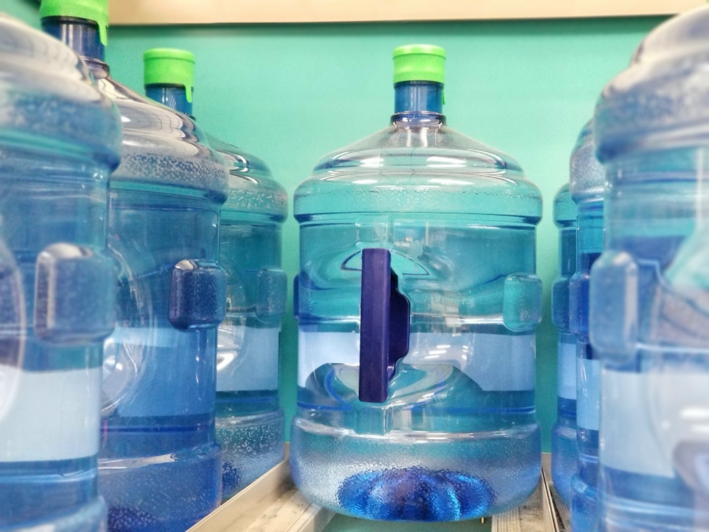 Five,Gallon,Round,Water,Jug,Filled,With,Filtered,Water,At