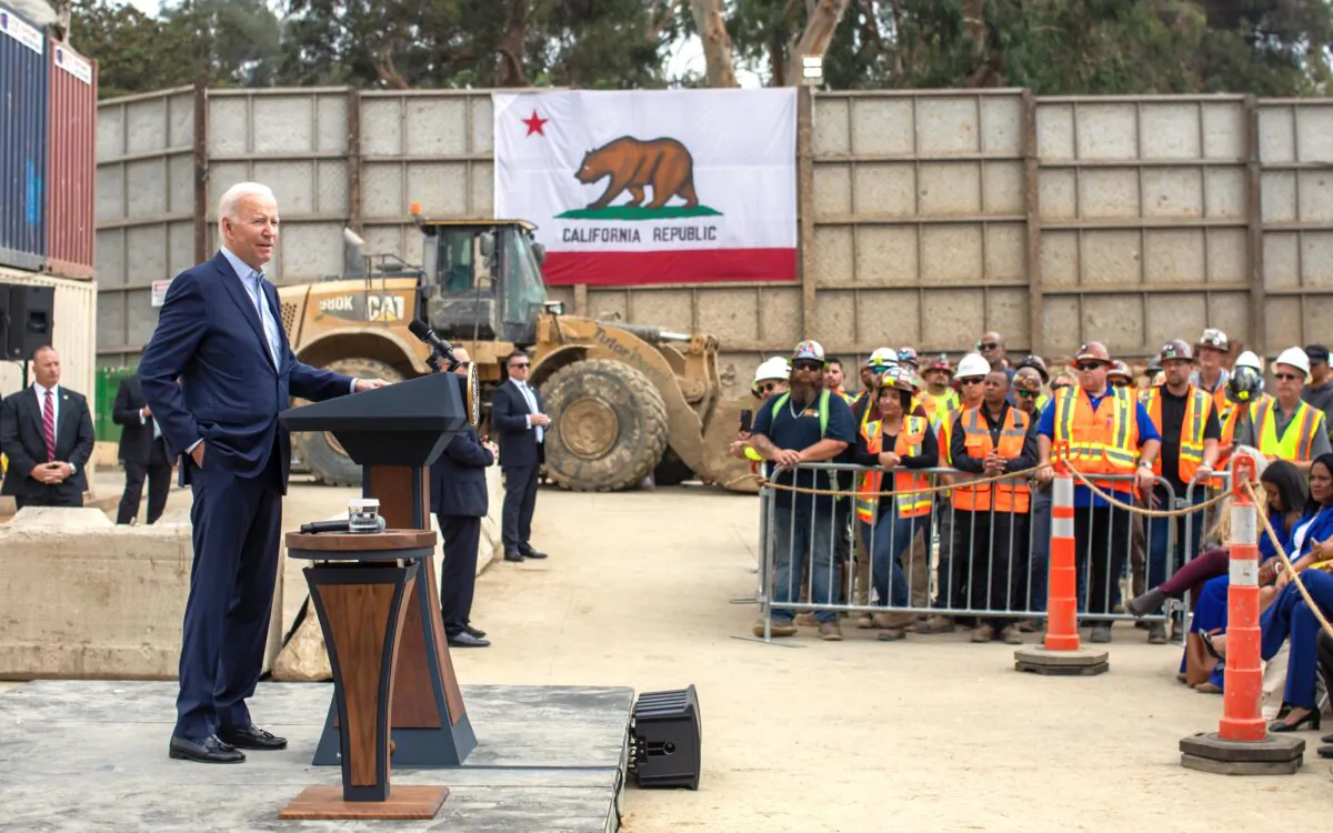 President Joe Biden delivers remarks at the Metro D Line (Purple) Extension Transit Project—Section 3 in Los Angeles, Calif., on Oct. 13, 2022. (Apu Gomes/Getty Images)