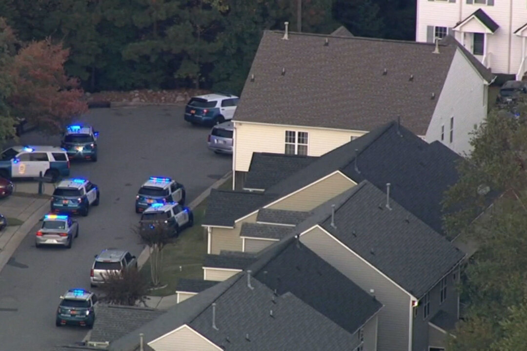 North Carolina Police Officer Among 5 Fatally Shot, Suspect Arrested ...