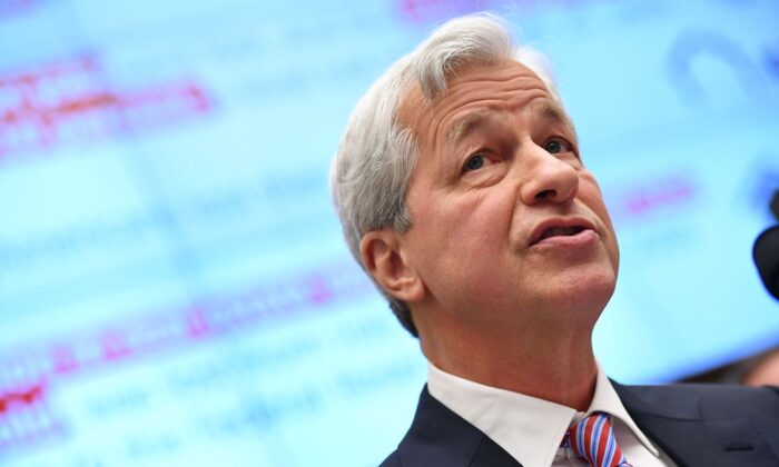 JPMorgan CEO Jamie Dimon Warns of 'Calamity,' 'Global Depression' Without Oil and Gas