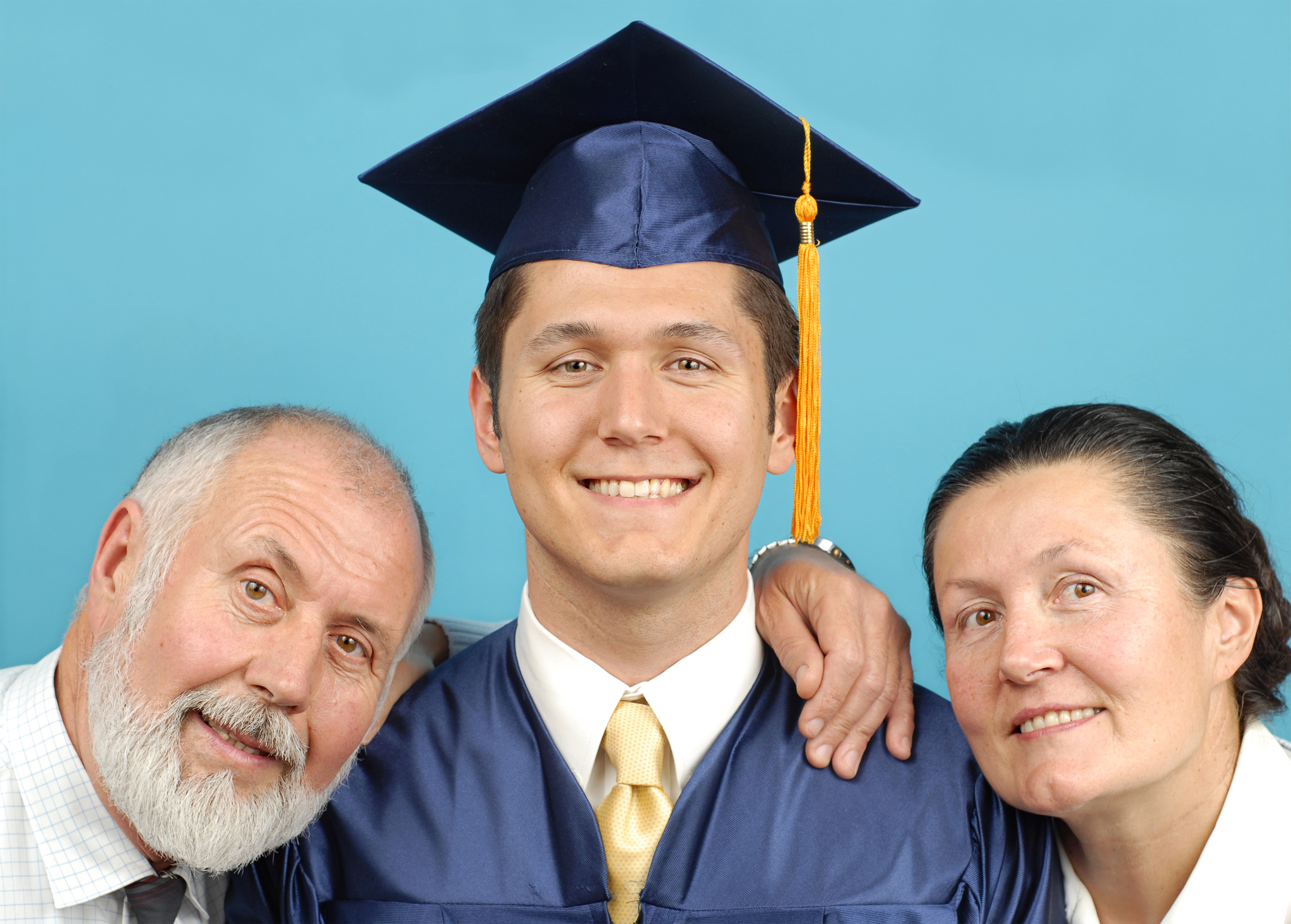 How to Help Your College Grad Move on to the Career Phase of Their Adult Life - Vimarsana News