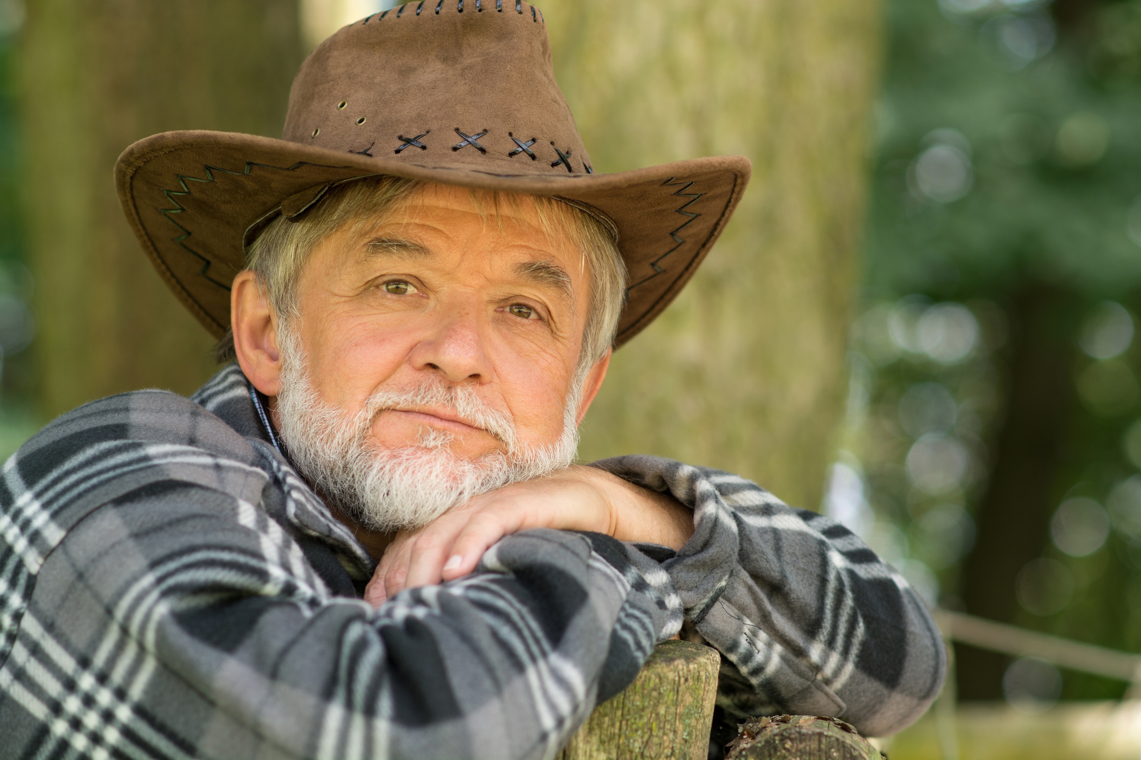 How to Enjoy a Frugal Retirement on a Fixed Income - Vimarsana News