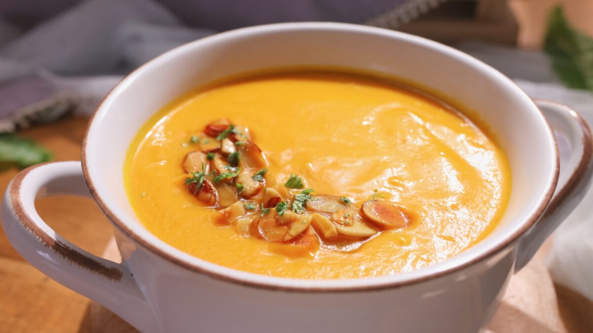 Thai Sweet Potato And Carrot Soup (Recipe + Video)