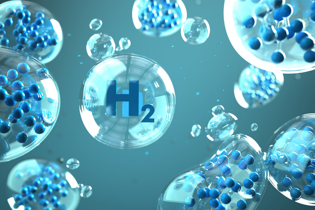 The simplest and most practical delivery system is molecular hydrogen tablets that are dissolved in water.(Alexander Limbach/Shutterstock)