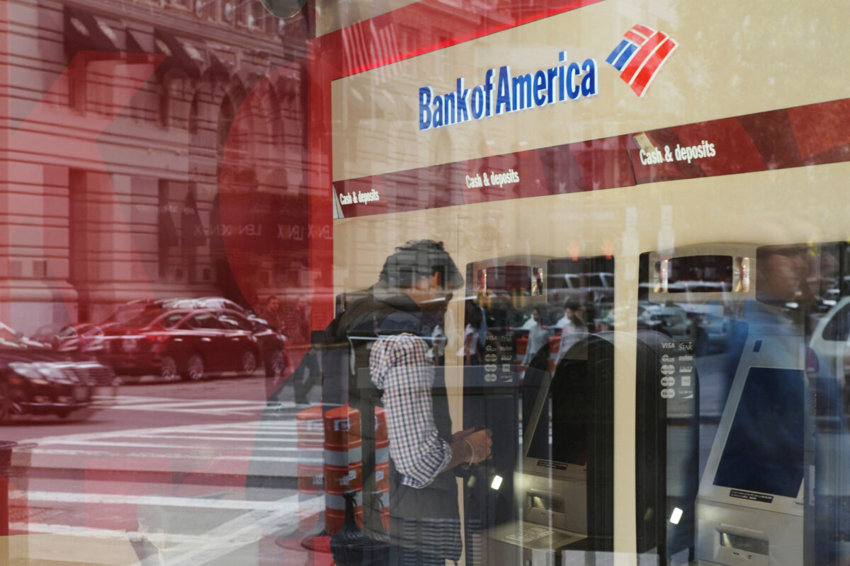 NextImg:US Banks Race to Attract Consumer Deposits After Record-High Exodus