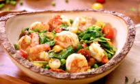 Shrimp and Spinach Salad With Warm Citrus Dressing (Recipe + Video)