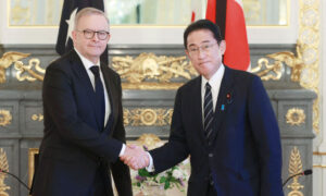Japan, Australia Sign Defense Pact Enabling Joint Measures During ‘Contingencies’