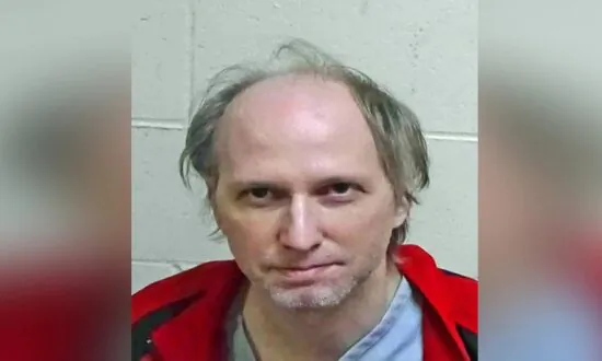 Admitted Pedophile on Trial for Kidnapping Dies in Custody
