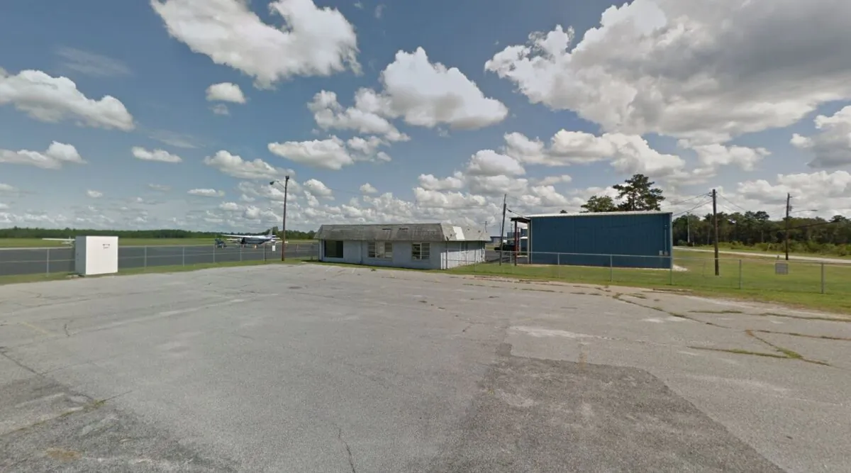 The Statesboro-Bulloch County Airport in Statesboro, Ga., in September 2012. (Google Maps/Screenshot via The Epoch Times)