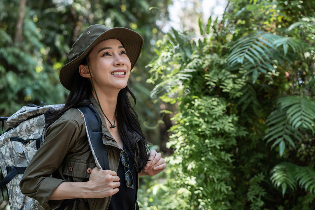 Taking time every day to step away from glowing screens allows a chance to breathe fresh air, take in the sounds and smells of nature, and reset. (Shutterstock)