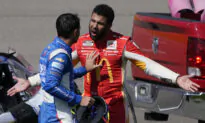 Bell Says Wallace Apologized on Flight Home From Las Vegas