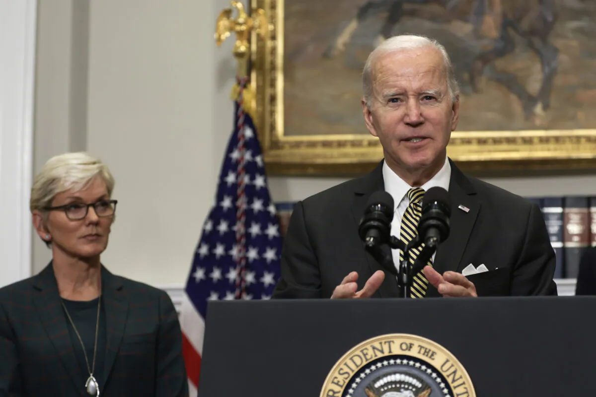 President Joe Biden, joined by Energy Secretary Jennifer Granholm, delivers remarks on energy during an event in the Roosevelt Room of the White House on Oct. 19, 2022. (Alex Wong/Getty Images)