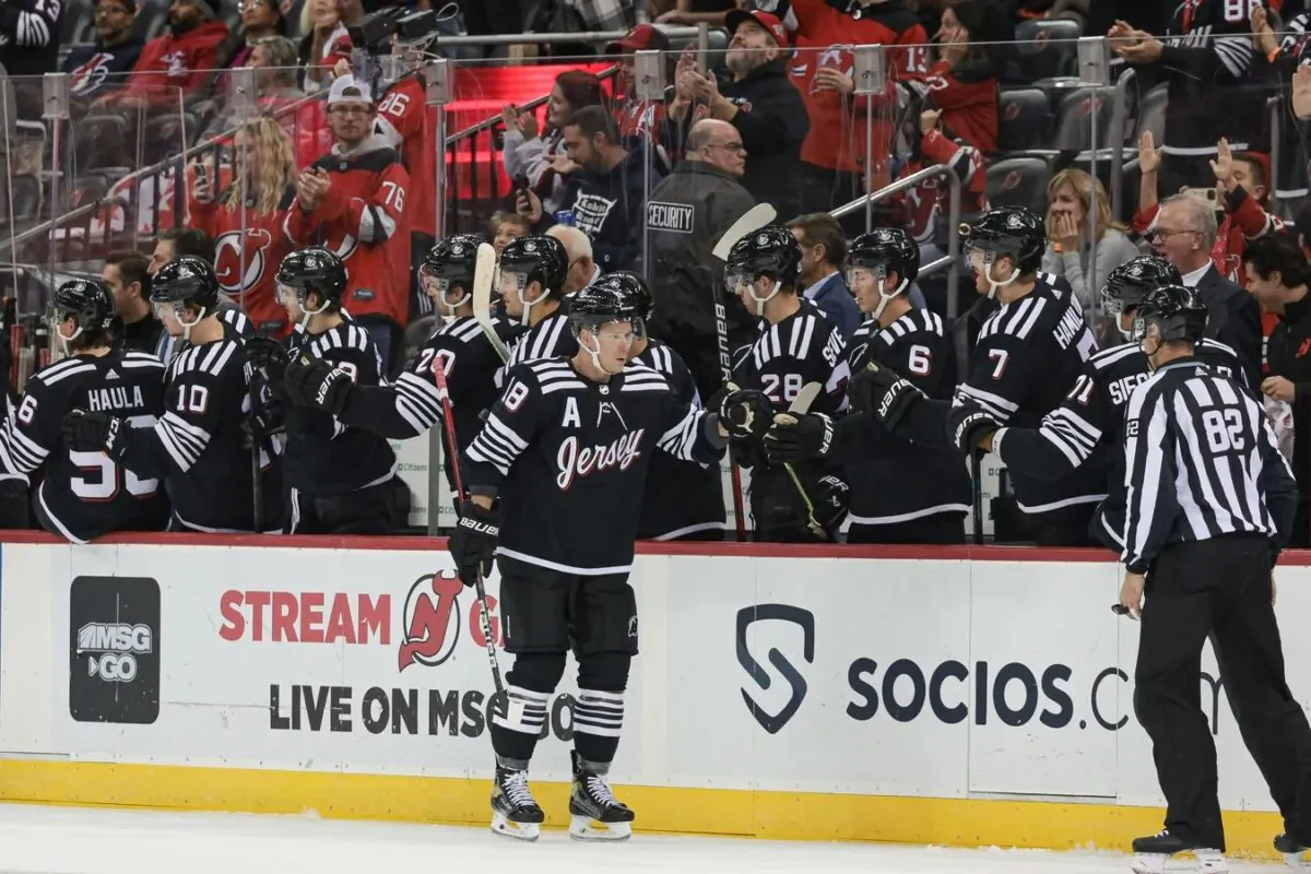 New Jersey Devils left wing Ondrej Palat (18) celebrates his goal with teammates against the Anaheim Ducks during the second period at Prudential Center in Newark, N.J., on Oct. 18, 2022. (Vincent Carchietta/USA TODAY Sports via Field Level Media)
