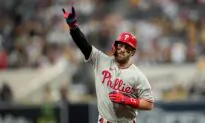 Harper, Schwarber HR as Wheeler, Phils Top Pads to Open NLCS