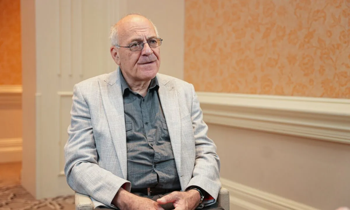 Dr. Paul Marik, co-founder of the Front Line COVID-19 Critical Care Alliance (FLCCC) and former chief of the Division of Pulmonary and Critical Care Medicine at Eastern Virginia Medical School, at the FLCCC conference "Understanding & Treating Spike Protein-Induced Diseases" in Kissimmee, Fla. on Oct. 14, 2022. (The Epoch Times)