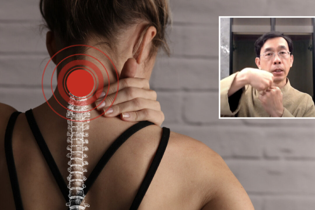Phone Use Is Causing Cervical Spinal Injuries, Here’s How to Fix It