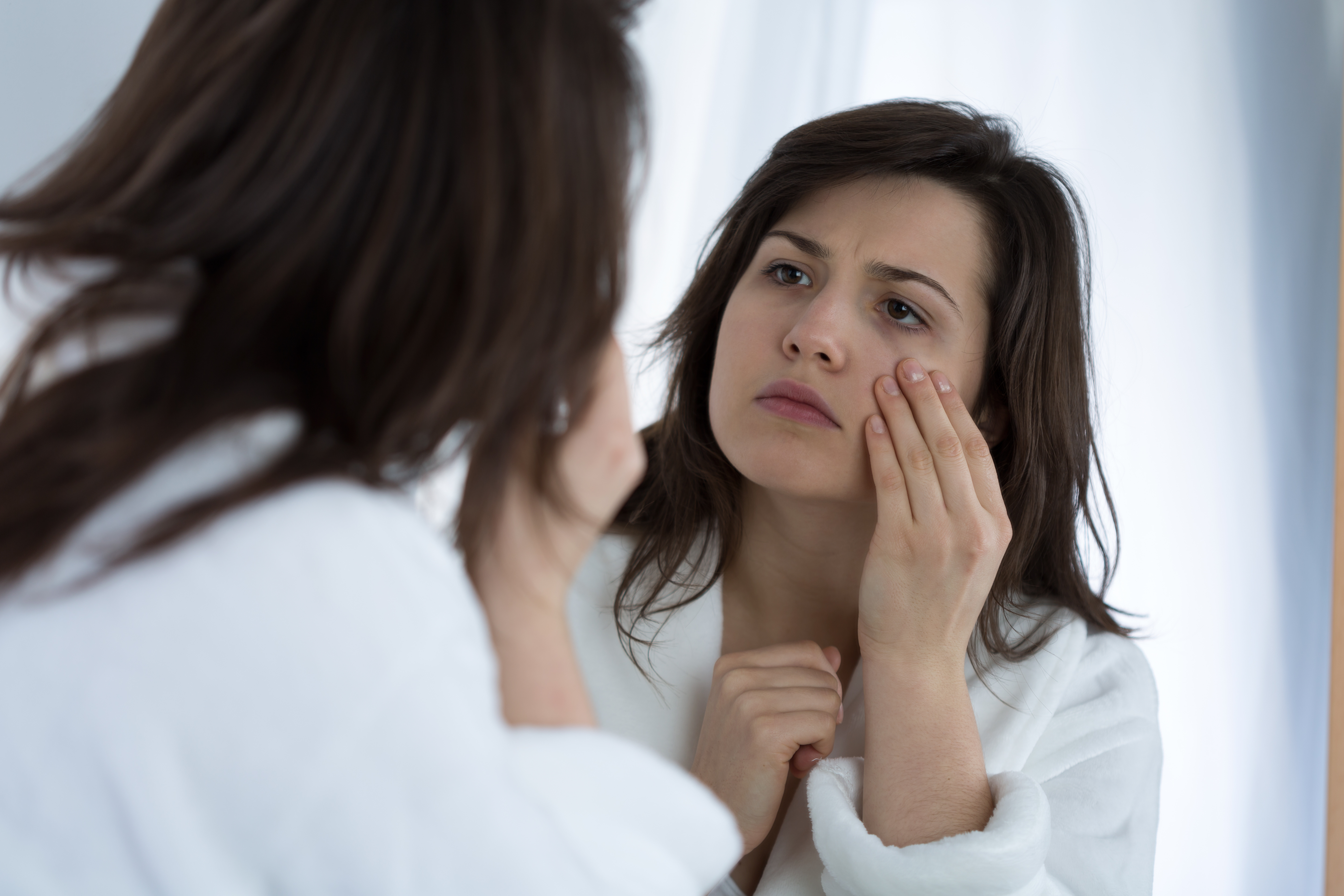 Can stress and anxiety affect your skin? - Vimarsana News