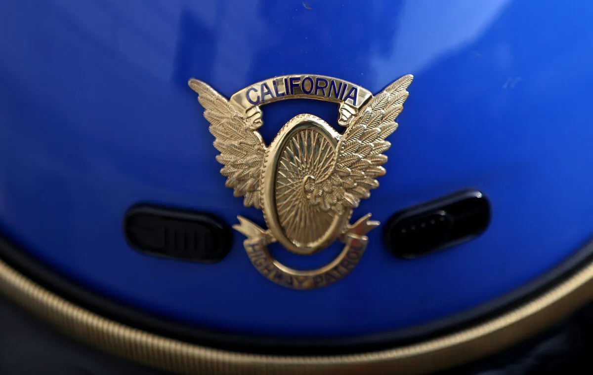 A California Highway Patrol officer's motorcycle helmet in San Francisco on Nov. 22, 2016. (Justin Sullivan/Getty Images)