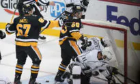 Penguins Jump on Kings Early, Roll to 6–1 Victory
