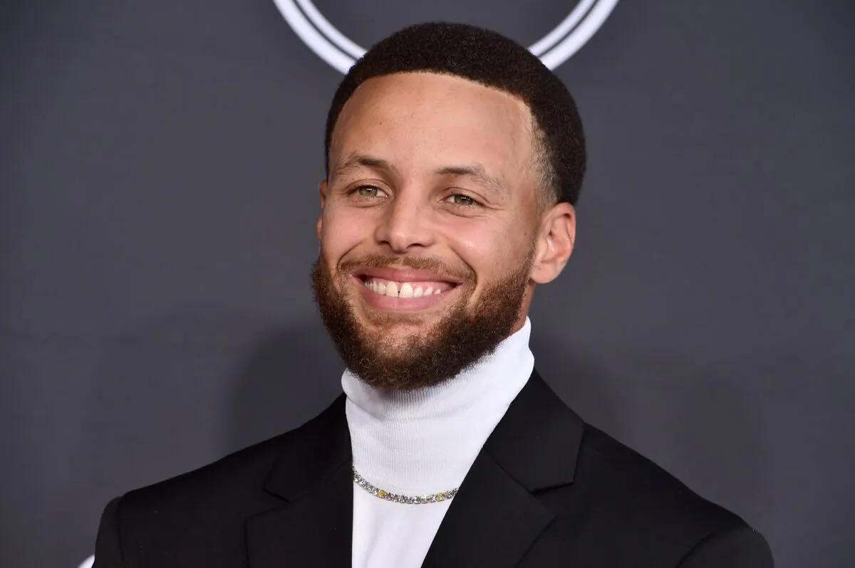 NBA basketball player Stephen Curry, of the Golden State Warriors, arrives at the ESPY Awards in Los Angeles on July 20, 2022. (Jordan Strauss/Invision/AP)