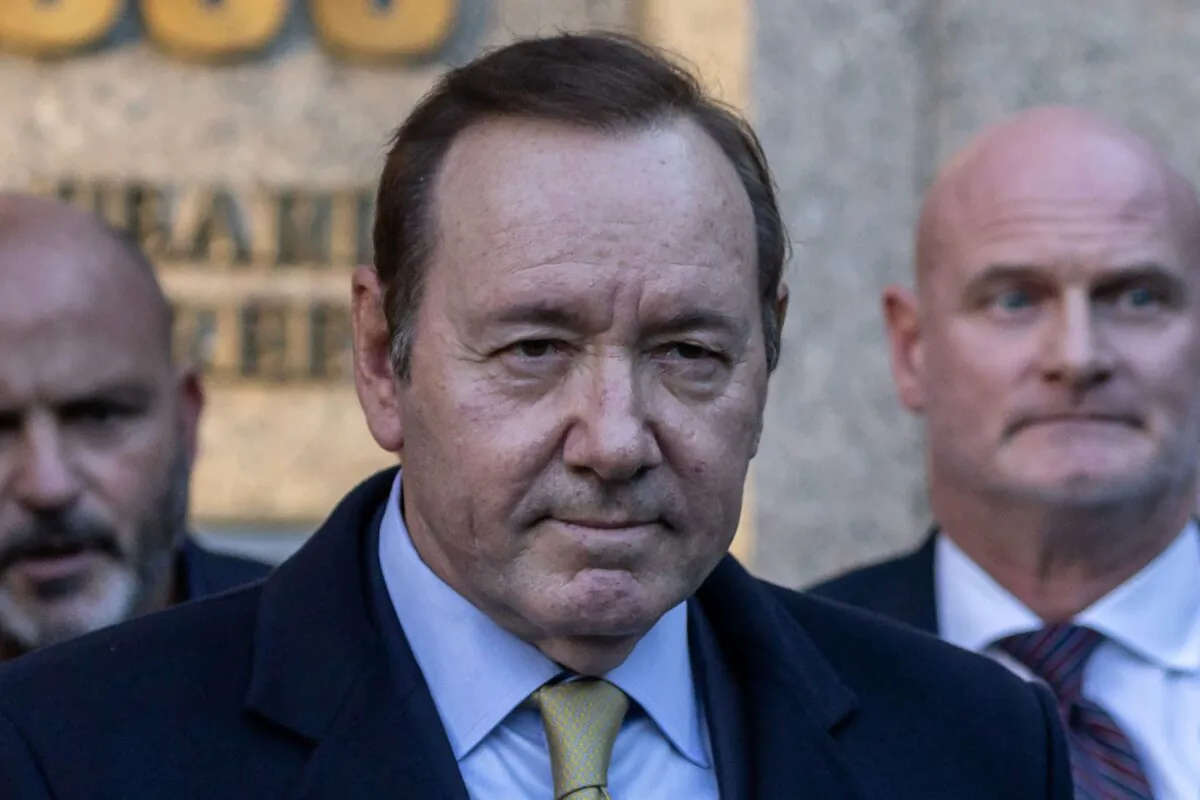 Actor Kevin Spacey leaves United Sates District Court for the Southern District of New York on Oct. 20, 2022. (Yuki Iwamura/AFP via Getty Images)