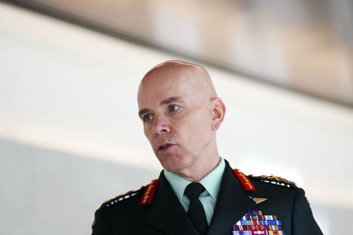 Chief of the Defence Staff Wayne Eyre arrives to appear before the House of Commons standing committee on National Defence in Ottawa, Oct. 18, 2022. (The Canadian Press/Sean Kilpatrick)
