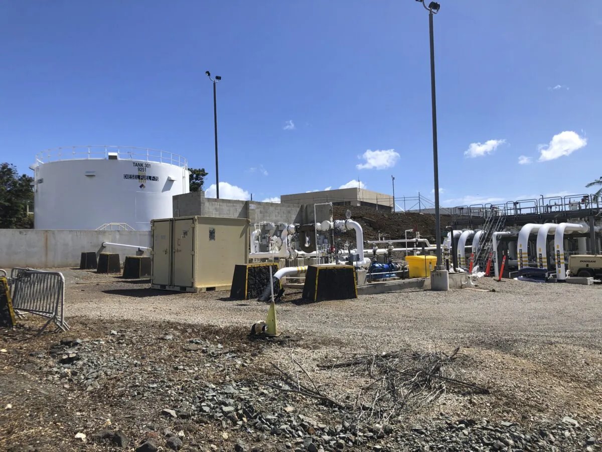 An above-ground fuel storage tanks stands at Joint Base Pearl Harbor-Hickam, Hawaii on Oct. 24, 2022. (Audrey McAvoy/AP Photo)
