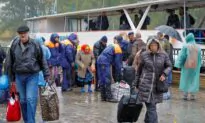 Kyiv, Moscow Trade Accusations of War Crimes and Reprisals in Newly Recaptured Kherson