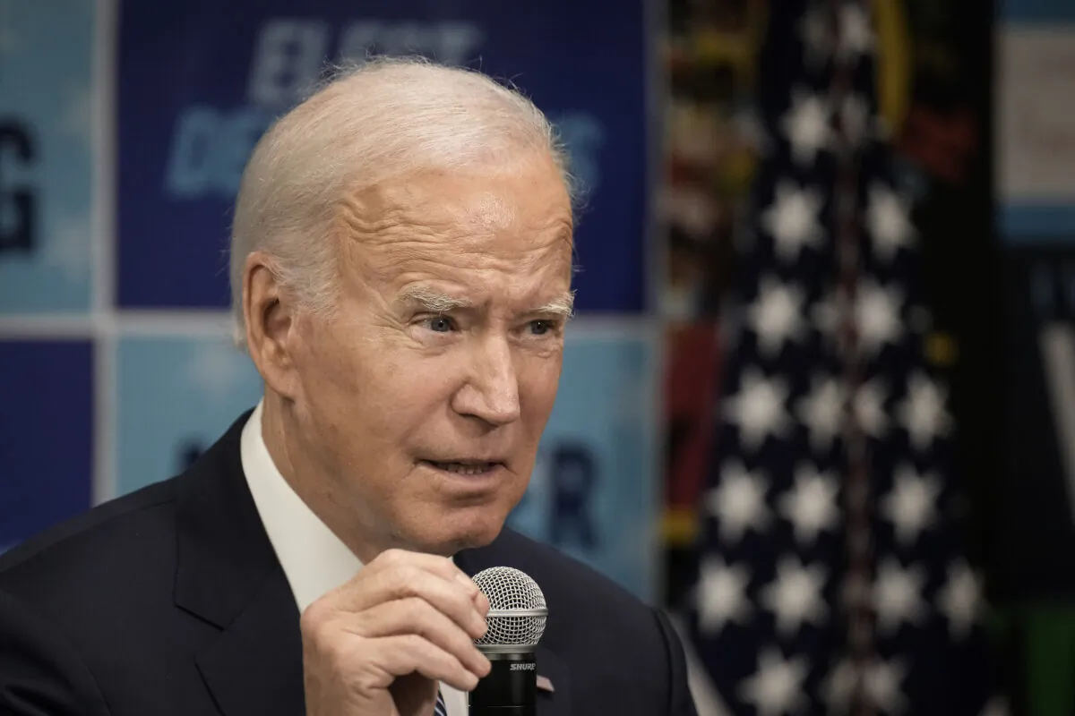 U.S. President Joe Biden speaks at the headquarters of the Democratic National Committee (DNC) in Washington on Oct. 24, 2022. (Drew Angerer/Getty Images)